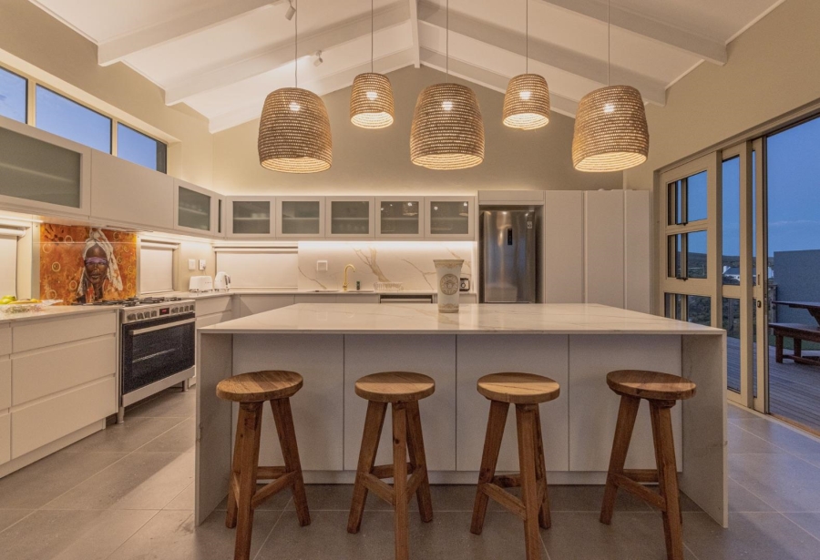 4 Bedroom Property for Sale in Suiderstrand Western Cape